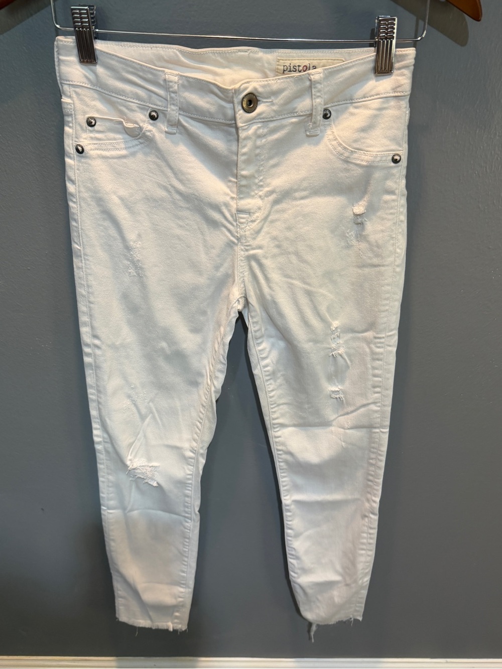 PISTOLA WHITE DISTRESSED RAW HEM JEANS SZ 27